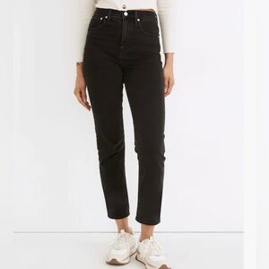 Madewell Classic Straight Leg black jean, size 26